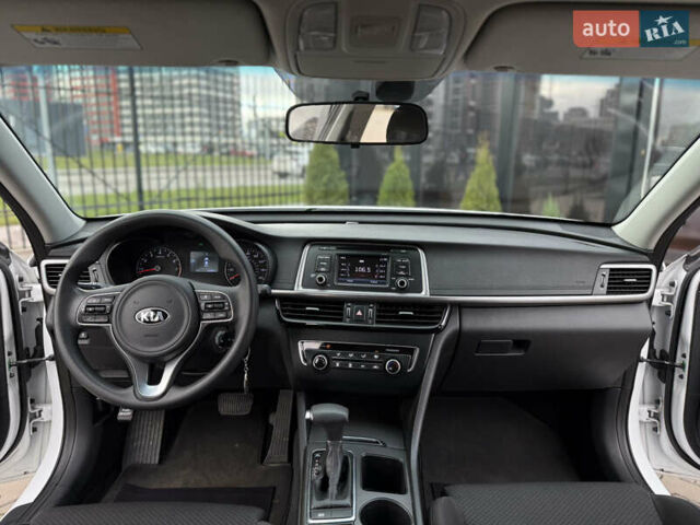 Белый Киа Оптима, объемом двигателя 2.36 л и пробегом 100 тыс. км за 9900 $, фото 18 на Automoto.ua