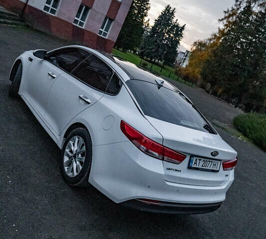 Белый Киа Оптима, объемом двигателя 2.4 л и пробегом 160 тыс. км за 13000 $, фото 16 на Automoto.ua