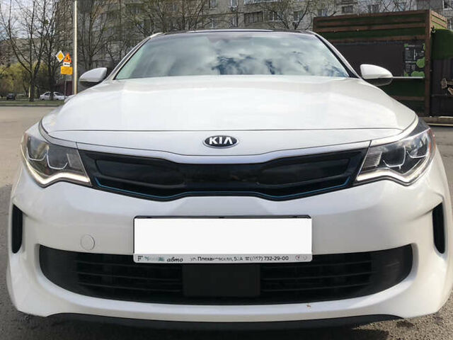 Белый Киа Оптима, объемом двигателя 2 л и пробегом 130 тыс. км за 16500 $, фото 2 на Automoto.ua