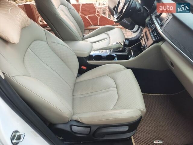 Белый Киа Оптима, объемом двигателя 2.36 л и пробегом 142 тыс. км за 9700 $, фото 23 на Automoto.ua