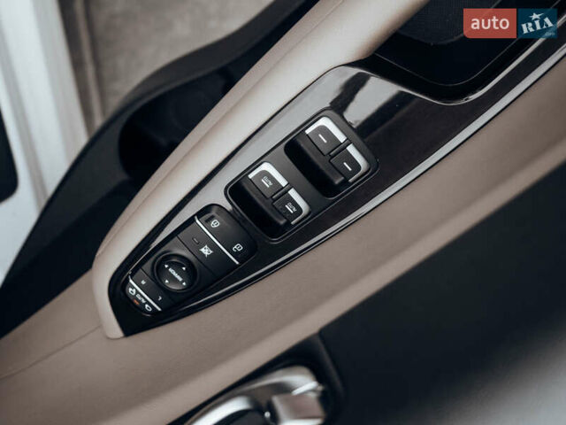 Белый Киа Оптима, объемом двигателя 2.4 л и пробегом 106 тыс. км за 9500 $, фото 20 на Automoto.ua