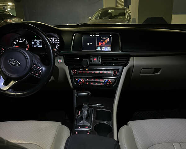 Білий Кіа Оптіма, об'ємом двигуна 2.4 л та пробігом 144 тис. км за 11500 $, фото 6 на Automoto.ua