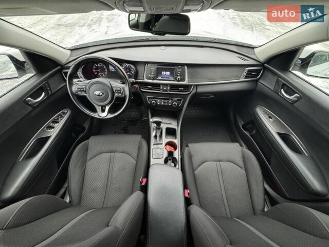Белый Киа Оптима, объемом двигателя 2.36 л и пробегом 68 тыс. км за 10900 $, фото 11 на Automoto.ua