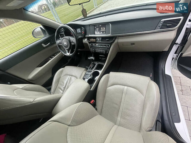 Белый Киа Оптима, объемом двигателя 2.36 л и пробегом 81 тыс. км за 13800 $, фото 13 на Automoto.ua