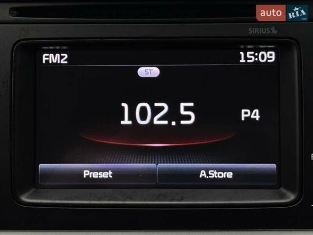 Білий Кіа Оптіма, об'ємом двигуна 2.4 л та пробігом 68 тис. км за 11700 $, фото 22 на Automoto.ua