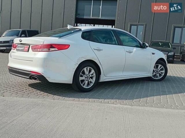 Белый Киа Оптима, объемом двигателя 2.4 л и пробегом 143 тыс. км за 11300 $, фото 4 на Automoto.ua