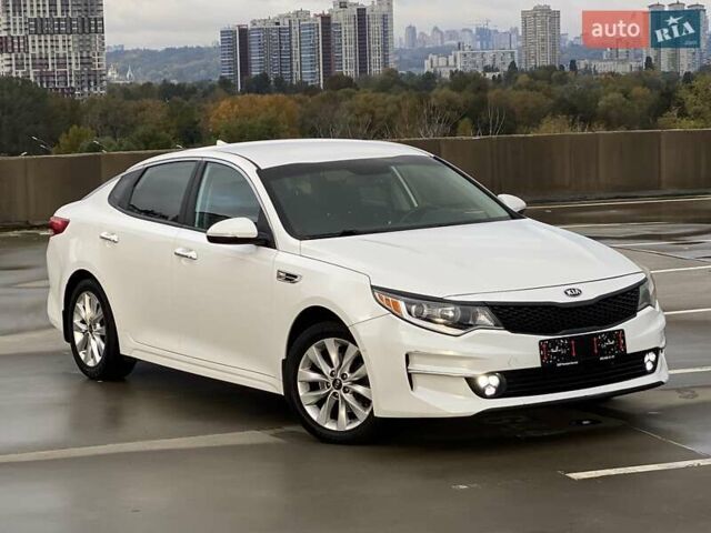 Белый Киа Оптима, объемом двигателя 2.4 л и пробегом 68 тыс. км за 12400 $, фото 2 на Automoto.ua