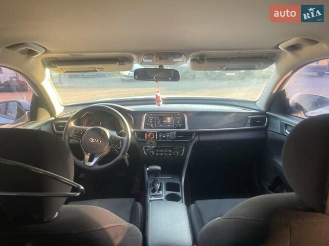 Білий Кіа Оптіма, об'ємом двигуна 2.4 л та пробігом 157 тис. км за 11500 $, фото 10 на Automoto.ua