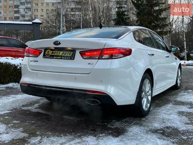 Белый Киа Оптима, объемом двигателя 2.4 л и пробегом 35 тыс. км за 16500 $, фото 6 на Automoto.ua