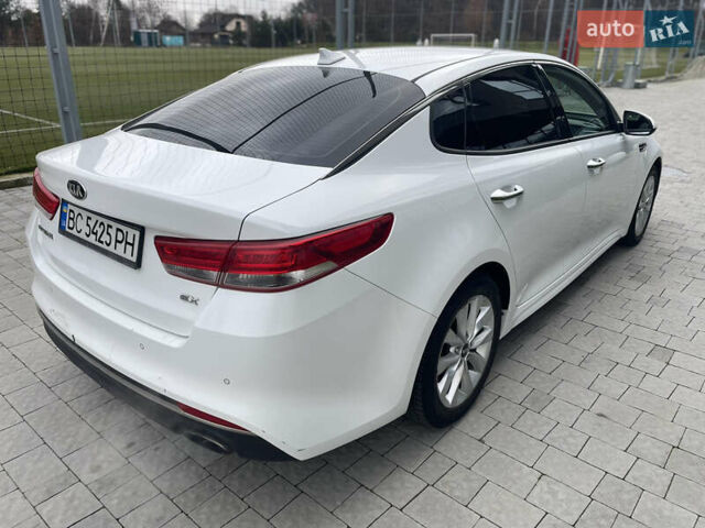 Белый Киа Оптима, объемом двигателя 2.36 л и пробегом 81 тыс. км за 13800 $, фото 5 на Automoto.ua