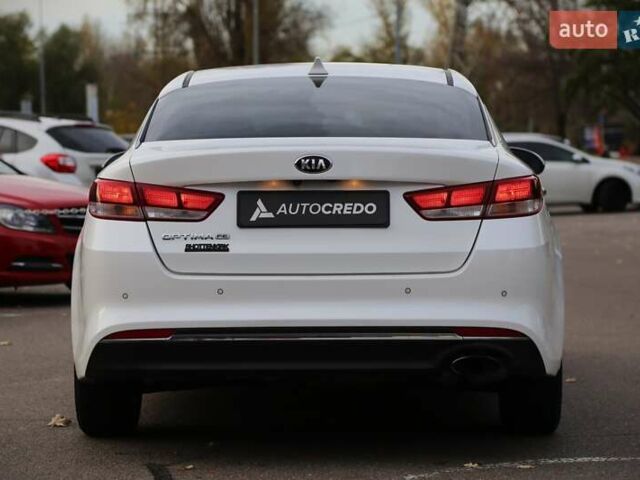 Кіа Оптіма 2017 у Києві на Automoto.ua Білий Кіа Оптіма, об'ємом двигуна 2.4 л та пробігом 115 тис. км за 12900 $, фото 6 на Automoto.ua