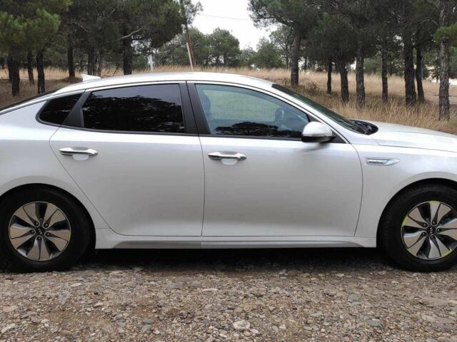 Белый Киа Оптима, объемом двигателя 2 л и пробегом 83 тыс. км за 9800 $, фото 4 на Automoto.ua