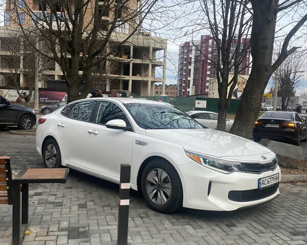 Белый Киа Оптима, объемом двигателя 2 л и пробегом 190 тыс. км за 13500 $, фото 43 на Automoto.ua