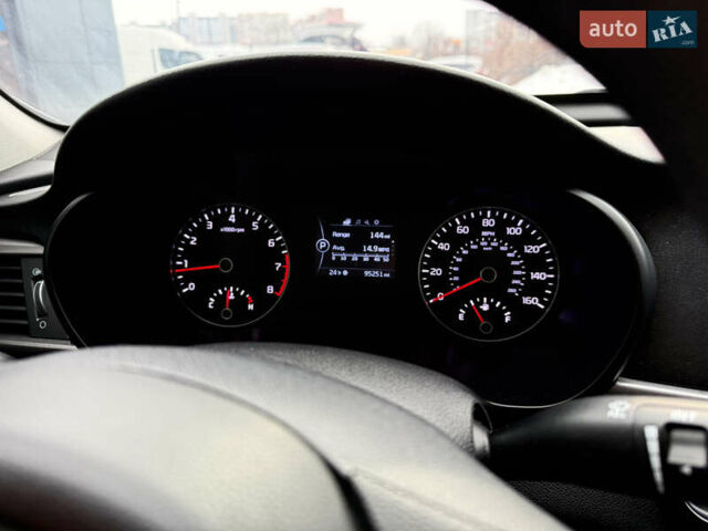 Белый Киа Оптима, объемом двигателя 2.36 л и пробегом 142 тыс. км за 10500 $, фото 13 на Automoto.ua