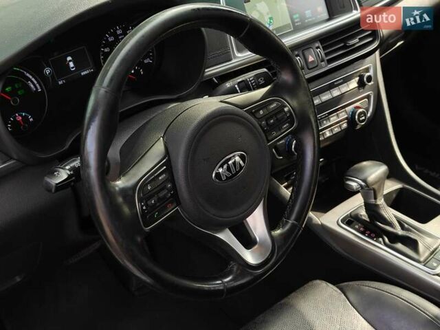 Белый Киа Оптима, объемом двигателя 2 л и пробегом 130 тыс. км за 16000 $, фото 35 на Automoto.ua