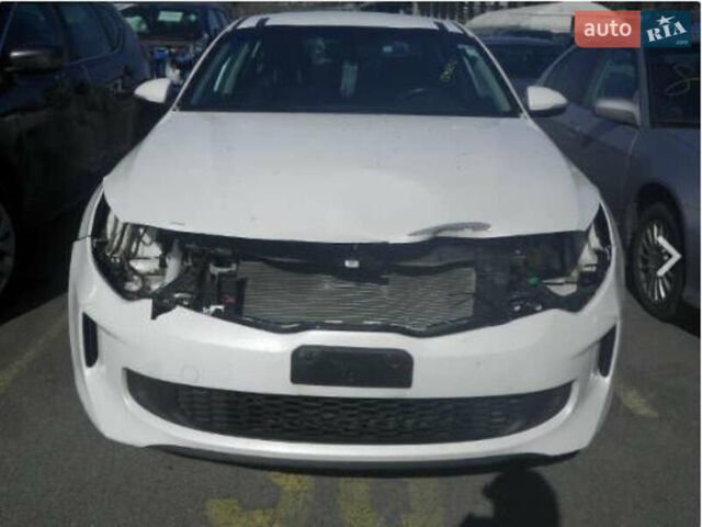 Белый Киа Оптима, объемом двигателя 2 л и пробегом 68 тыс. км за 16000 $, фото 67 на Automoto.ua
