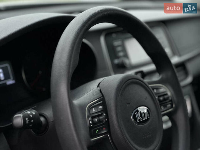 Белый Киа Оптима, объемом двигателя 2.36 л и пробегом 132 тыс. км за 10700 $, фото 10 на Automoto.ua