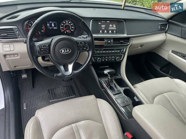 Белый Киа Оптима, объемом двигателя 2.36 л и пробегом 81 тыс. км за 13800 $, фото 9 на Automoto.ua