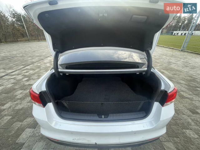 Белый Киа Оптима, объемом двигателя 2.36 л и пробегом 81 тыс. км за 13800 $, фото 20 на Automoto.ua