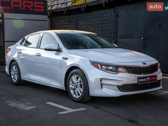 Білий Кіа Оптіма, об'ємом двигуна 2.36 л та пробігом 115 тис. км за 12000 $, фото 1 на Automoto.ua