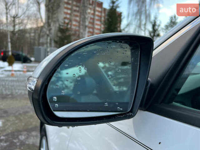 Белый Киа Оптима, объемом двигателя 2.4 л и пробегом 35 тыс. км за 16500 $, фото 16 на Automoto.ua
