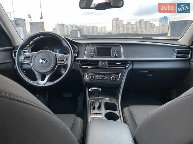 Белый Киа Оптима, объемом двигателя 2.4 л и пробегом 68 тыс. км за 12400 $, фото 17 на Automoto.ua
