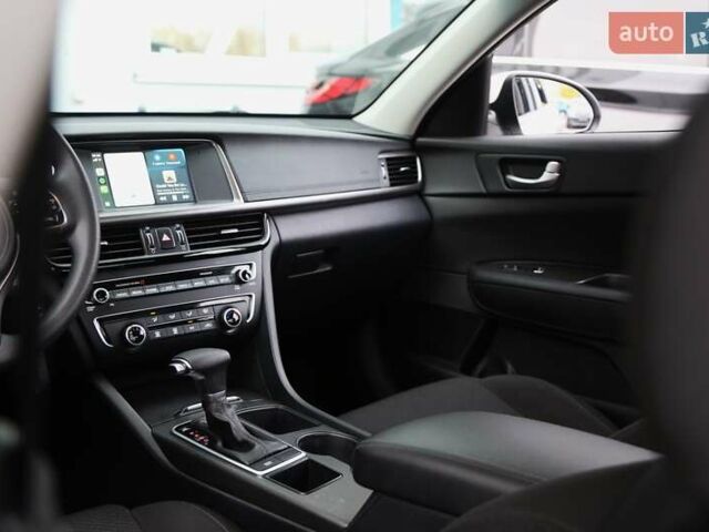 Кіа Оптіма 2017 у Києві на Automoto.ua Білий Кіа Оптіма, об'ємом двигуна 2.4 л та пробігом 115 тис. км за 12900 $, фото 16 на Automoto.ua