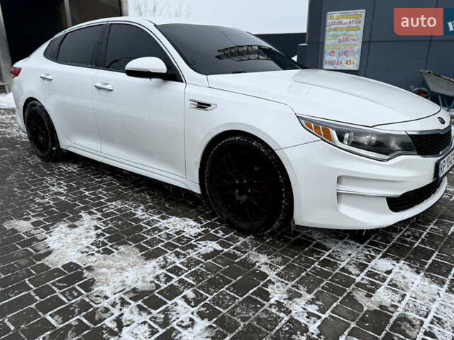 Белый Киа Оптима, объемом двигателя 2.36 л и пробегом 142 тыс. км за 10500 $, фото 6 на Automoto.ua