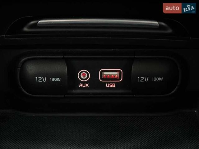 Білий Кіа Оптіма, об'ємом двигуна 2.4 л та пробігом 68 тис. км за 11700 $, фото 26 на Automoto.ua