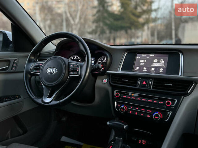 Білий Кіа Оптіма, об'ємом двигуна 2.4 л та пробігом 35 тис. км за 16000 $, фото 20 на Automoto.ua