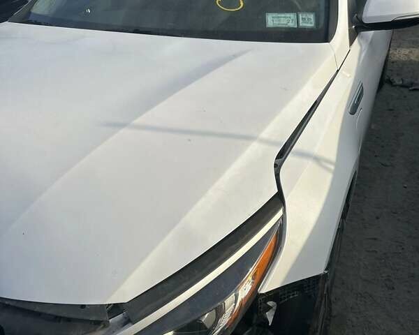 Белый Киа Оптима, объемом двигателя 2 л и пробегом 66 тыс. км за 11500 $, фото 27 на Automoto.ua