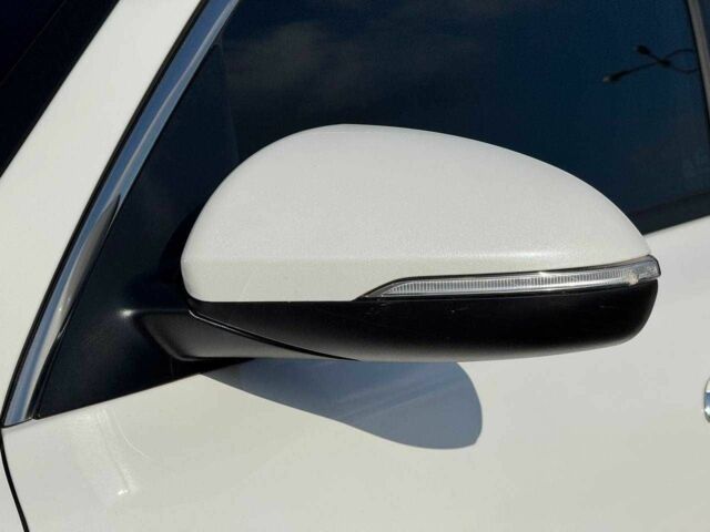 Білий Кіа Оптіма, об'ємом двигуна 2.4 л та пробігом 120 тис. км за 10200 $, фото 6 на Automoto.ua