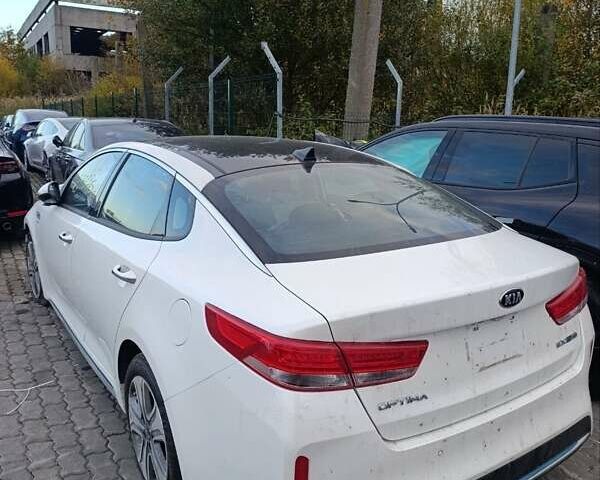 Белый Киа Оптима, объемом двигателя 2 л и пробегом 66 тыс. км за 11500 $, фото 8 на Automoto.ua