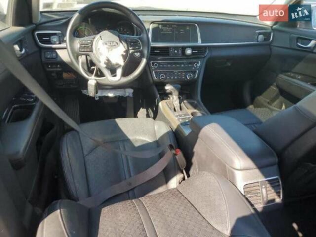 Белый Киа Оптима, объемом двигателя 2 л и пробегом 65 тыс. км за 11500 $, фото 4 на Automoto.ua