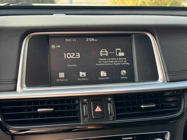 Білий Кіа Оптіма, об'ємом двигуна 2.4 л та пробігом 120 тис. км за 10200 $, фото 10 на Automoto.ua