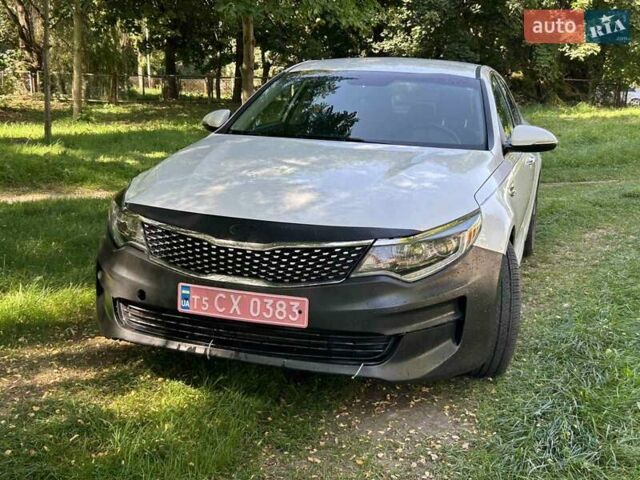 Белый Киа Оптима, объемом двигателя 0 л и пробегом 53 тыс. км за 11500 $, фото 18 на Automoto.ua