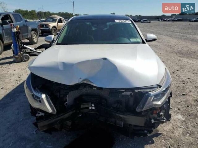 Белый Киа Оптима, объемом двигателя 2 л и пробегом 66 тыс. км за 11500 $, фото 23 на Automoto.ua