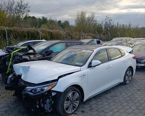Белый Киа Оптима, объемом двигателя 2 л и пробегом 65 тыс. км за 11500 $, фото 16 на Automoto.ua