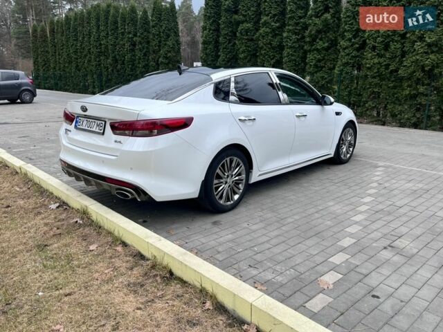 Білий Кіа Оптіма, об'ємом двигуна 2 л та пробігом 80 тис. км за 16900 $, фото 3 на Automoto.ua