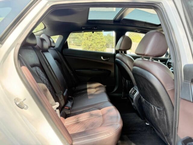 Белый Киа Оптима, объемом двигателя 2 л и пробегом 67 тыс. км за 9800 $, фото 15 на Automoto.ua