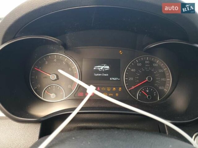 Киа Оптима 2019 в Киеве на Automoto.ua Белый Киа Оптима, объемом двигателя 2 л и пробегом 107 тыс. км за 2000 $, фото 8 на Automoto.ua