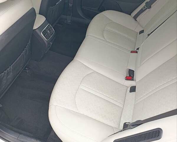 Кіа Оптіма 2019 у Львові на Automoto.ua Білий Кіа Оптіма, об'ємом двигуна 2 л та пробігом 124 тис. км за 16700 $, фото 16 на Automoto.ua