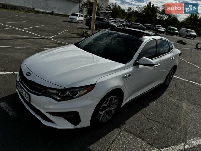 Белый Киа Оптима, объемом двигателя 2 л и пробегом 78 тыс. км за 20900 $, фото 10 на Automoto.ua