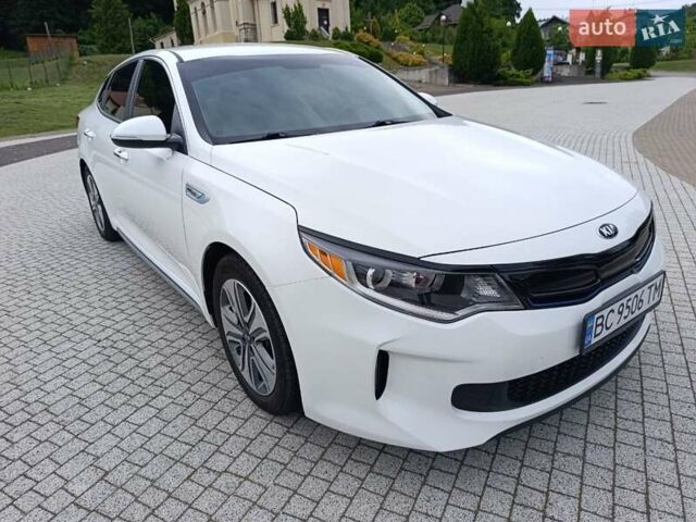 Кіа Оптіма 2019 у Львові на Automoto.ua Білий Кіа Оптіма, об'ємом двигуна 2 л та пробігом 124 тис. км за 16700 $, фото 3 на Automoto.ua