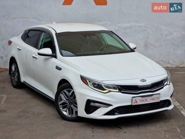 Белый Киа Оптима, объемом двигателя 2 л и пробегом 70 тыс. км за 19490 $, фото 9 на Automoto.ua