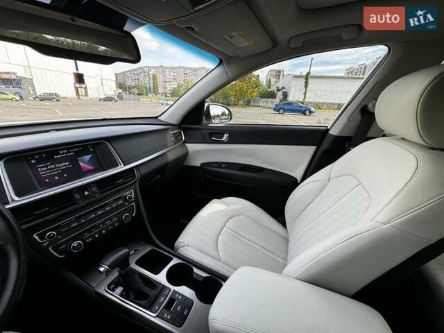 Белый Киа Оптима, объемом двигателя 2 л и пробегом 78 тыс. км за 20900 $, фото 13 на Automoto.ua