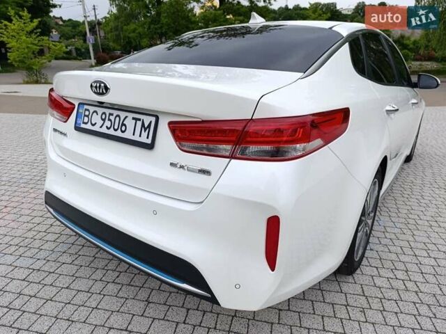 Кіа Оптіма 2019 у Львові на Automoto.ua Білий Кіа Оптіма, об'ємом двигуна 2 л та пробігом 124 тис. км за 16700 $, фото 8 на Automoto.ua