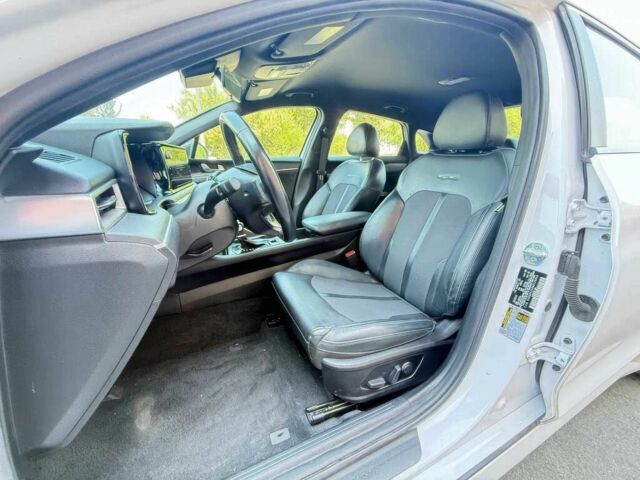 Білий Кіа Оптіма, об'ємом двигуна 1.6 л та пробігом 33 тис. км за 11200 $, фото 9 на Automoto.ua