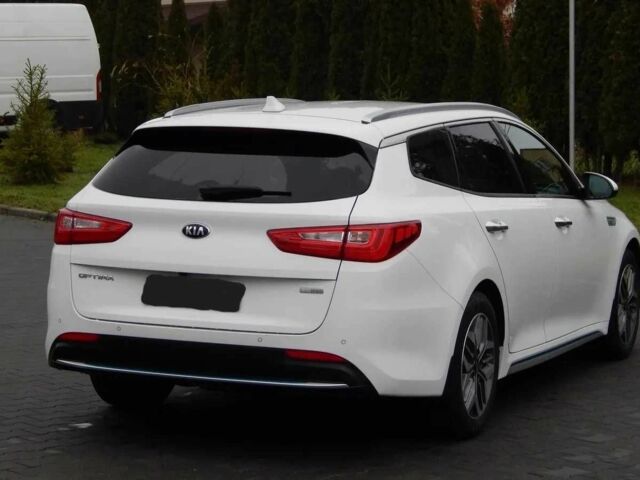 Білий Кіа Оптіма, об'ємом двигуна 0 л та пробігом 158 тис. км за 9999 $, фото 3 на Automoto.ua