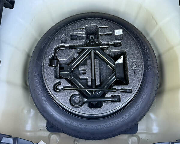 Белый Киа Оптима, объемом двигателя 1.6 л и пробегом 195 тыс. км за 15555 $, фото 12 на Automoto.ua